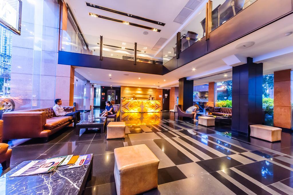 Pietra Bangkok Hotel Exterior photo
